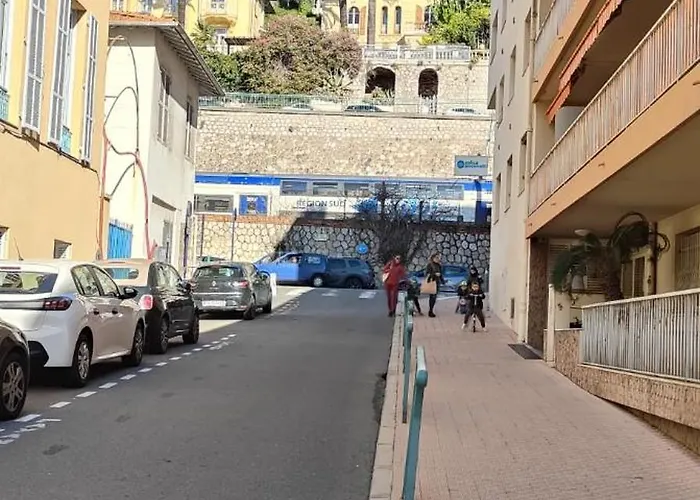 아파트 Piranesi 멍똥